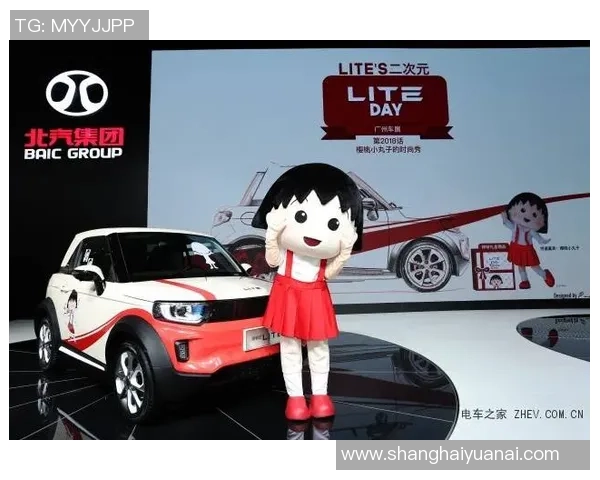 足球明星骑电动车出行引热议环保时尚新风尚引领潮流